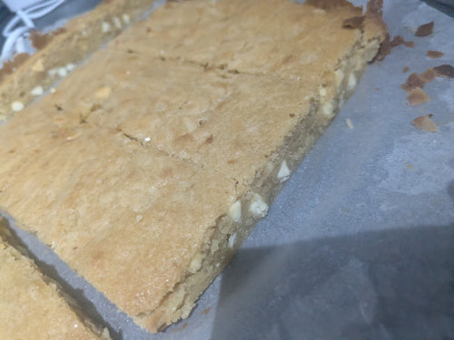Blondie bake